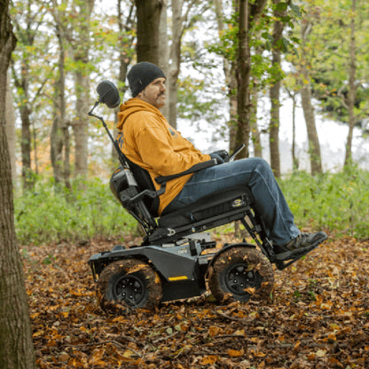 mobility-world-ltd-uk-Quantum-Outback-All-Terrain-Powerchair-lifestyle