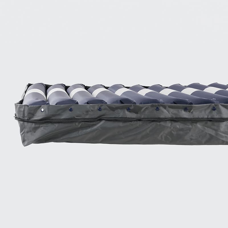 The Opera Flo Air Mattress System mattress is specifically designed for high-risk users who are at risk of developing pressure sores and can also be used to treat existing tissue damage caused by pressure sores or injury. This unique mattress features 16 air cells that alternate to redistribute pressure across your body, meaning you'll never have to worry about uncomfortable pressure points again. The pump unit also has weight adjustment.