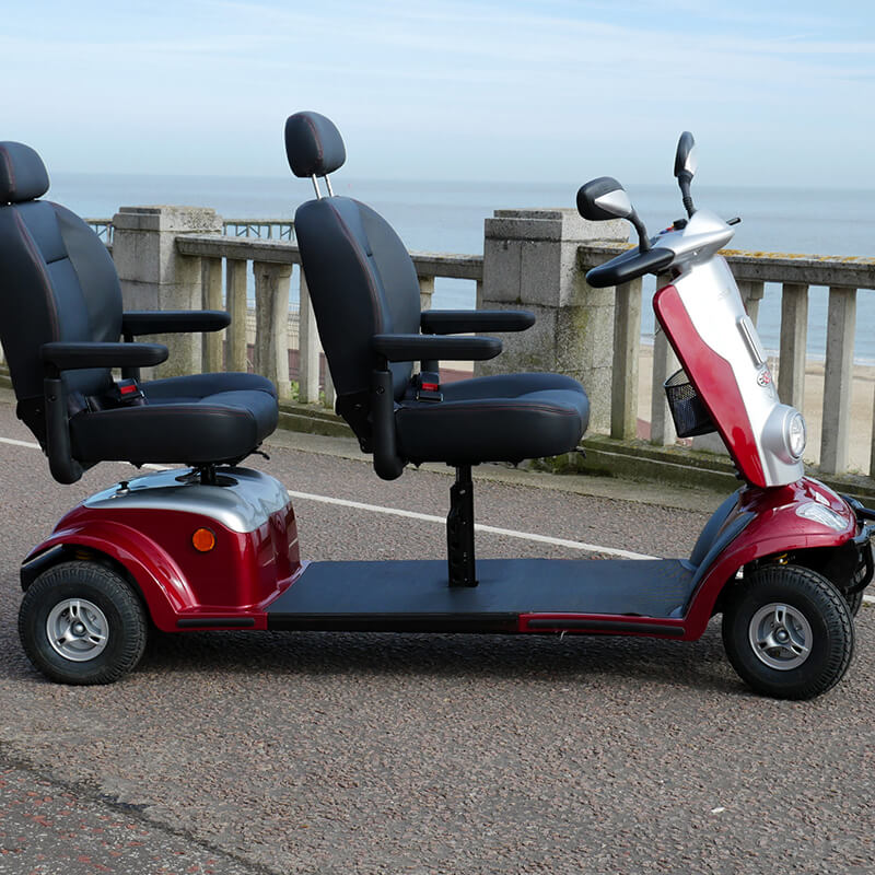 Mobility-World-UK-The-Tandem-MPV-Mobility-Scooter