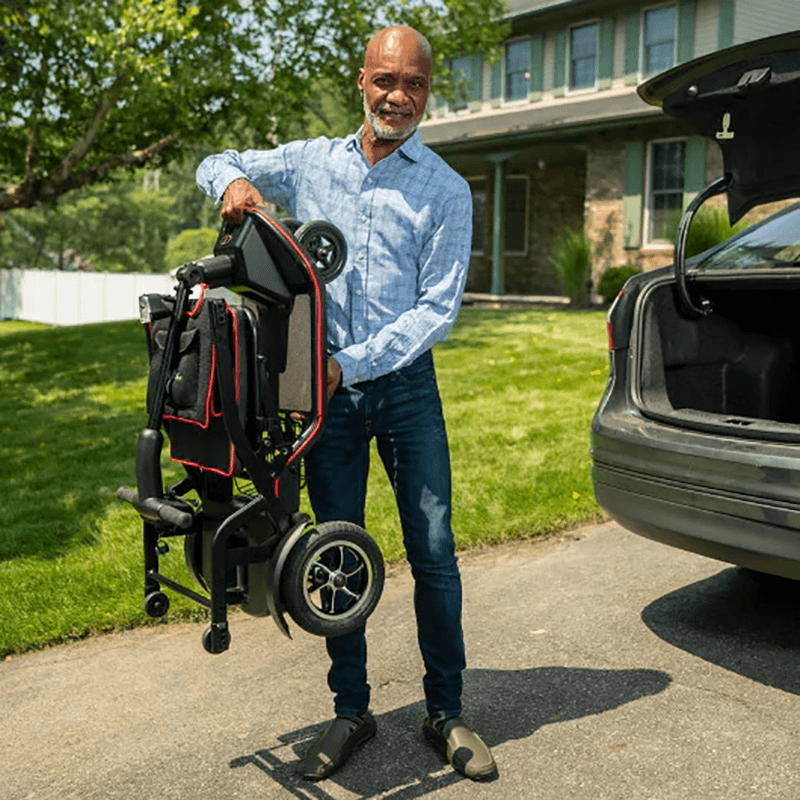 MobilityWorldLtdUK-FeatherFoldMobilityScooter